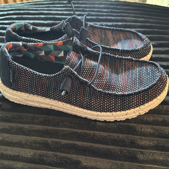 EUC Size 8 Hey Dude Wendy. Navy Speckled with multi colored pattern. - Picture 3 of 4